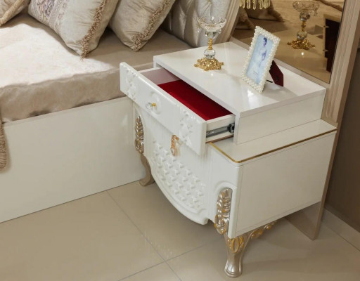 Ložnice Sada Postel 2x Noční stolky Tabure Luxus Nový 5 dílný Design Dřevo
