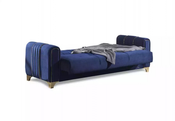 Lila třímístná obývací místnost sedací souprava se třemi sedadly, čalouněný nábytek, textilní sofa.