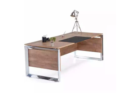 Moderní hnědý psací stůl kancelářský nábytek dřevo pracovna design styl
