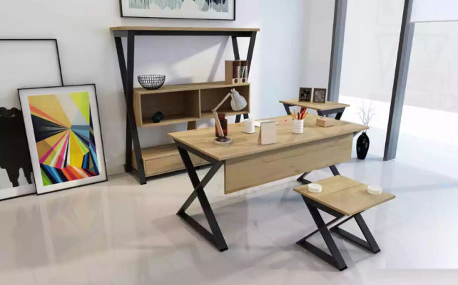 Moderní světle hnědý dřevěný stůl Pracovní stoly Kancelářský nábytek Designéři Pult
