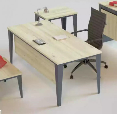 Designer hnědý psací stůl kancelářský nábytek dřevěné stoly luxusní nábytek nový.