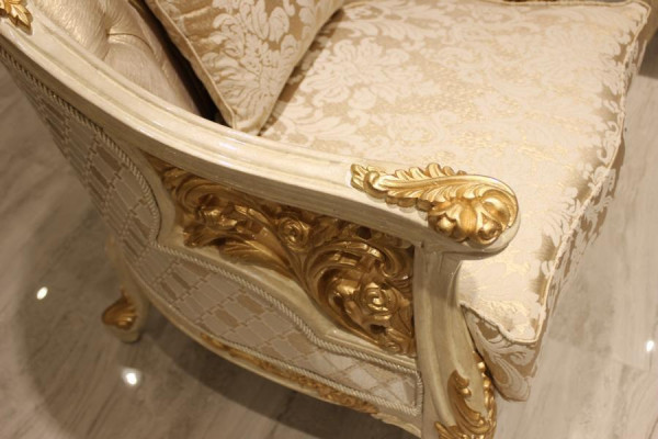 Elegantní nábytek do obývacího pokoje, set pohovky a 2 křesel do obývacího pokoje.