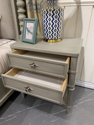 Noční stolek design přistýlkové stoly ložnice dřevěné konzoly nábytek luxus šedá