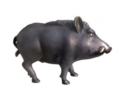 Abstraktní dekorativní socha divokého prasečího skulptura lovec divočiny zahrady socha postava.