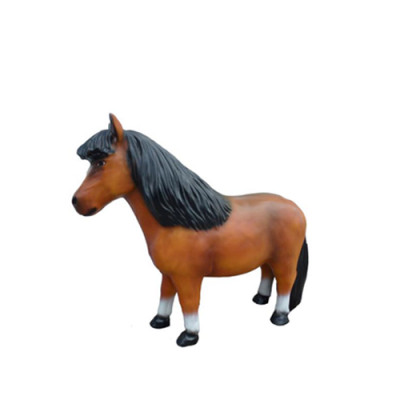 Abstraktní socha zvířete Plastiková socha Poníka Mini Koňské zahradní figurky 126 cm.