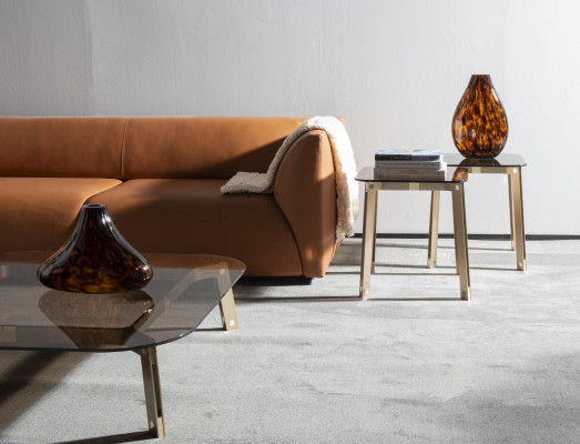 Kov-sklo-stůl vintage vedlejší stůl z pravého materiálu kov obývací pokoj