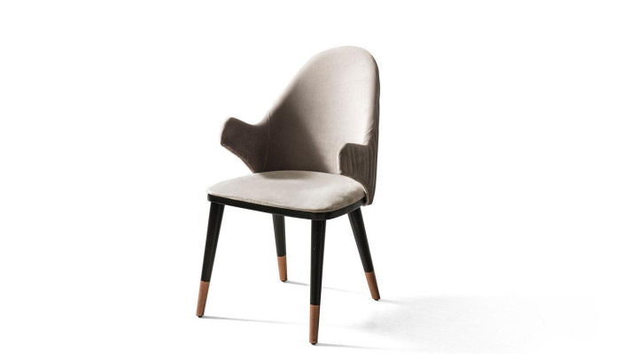 Exkluzivní béžová židle s černými dřevěnými nohami, design pro jídelnu, novinka.