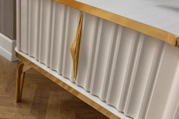 Obývací pokoj TV nízká skříň bílá + zlatá MDF komoda kov RTV luxus Nová.