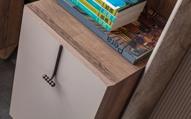 Moderní dětský nábytek Designérská postel Psací stůl Skříň Na zeď Nový