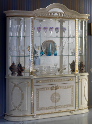 Obývací pokoj Skříň Klasická Vitrína Skříň s vitrínou Vitrínové skříně Kredenc