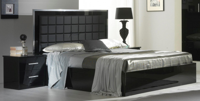 Design Ložnice 6 dílný ložnicový set postel noční stolek komoda Nový