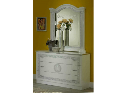 Komoda Sideboard Dřevěný skříň Nástěnka Italský design luxusní nábytek Skříně