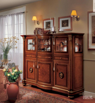 Šatník Komoda Skříně Sideboard Dřevo Obývací pokoj Nábytek Hnědý Baroko