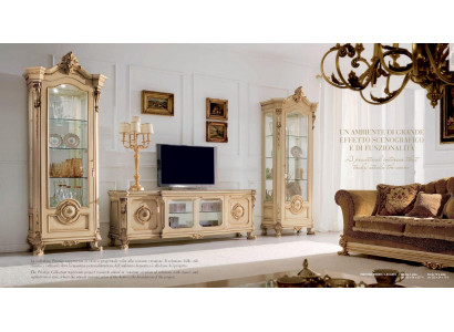 RTV Lowboard TV stojan Sideboard Dřevěný stůl Beige Obývací pokoj Baroko