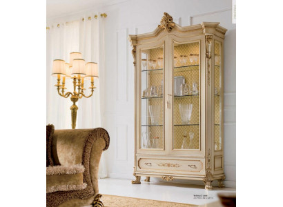 Výstavní luxusní skříně Vitrínové vitríny Dřevěné obývací skříně Beige Barokní