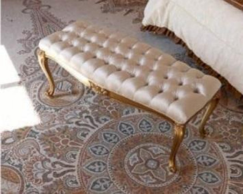 Luxus židle Chesterfield přistýlka zlato ložnice látky béžová