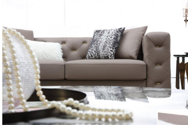 Tří-sedadlová pohovka se sedacím nábytkem Designová pohovka Moderní sedací soupravy Chesterfield Luxusní nábytek