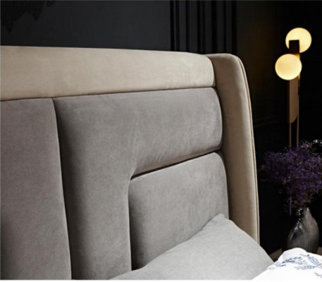 Komplettes Schlafzimmer Set Bett 2x Nachttisch 3 tlg. Sets Designer Betten Luxus