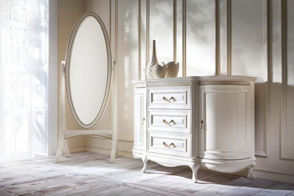 Klasické designové zrcadlo Chippendale Velké stojací zrcadlo Model V-stojací zrcadlo