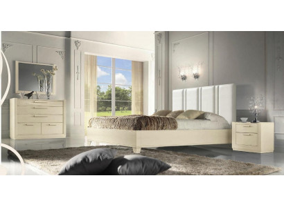 Garnitura Set Ložnice postel Noční stolek Komoda Zrcadlo Luxus Dřevo Design 5 kusů