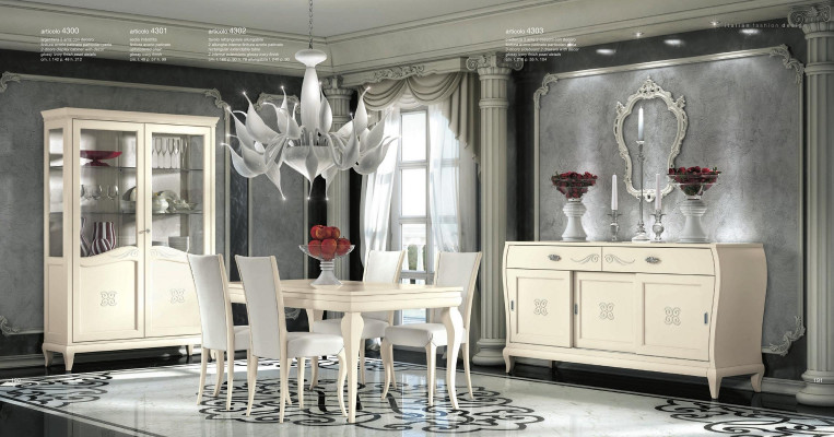 Jídelní pokoj Jídelní stůl židle komoda vitrína jídelní stůl skupina dřevo Itálie set 7 kusů