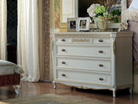 Design ložnice 5 dílná kompletní sada postel noční stolek komoda Italské sety
