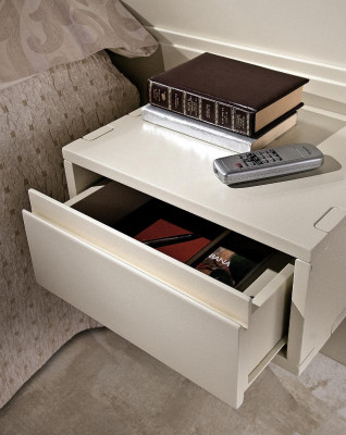 Design moderní luxusní nábytek 4dílný set pro hotelové zařízení 2x postele + noční stolek