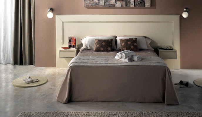 Design moderní luxusní nábytek 4dílný set pro hotelové zařízení 2x postele + noční stolek