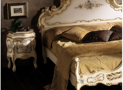Noční stolek vedlejší stůl stoly nábytek masiv Nový Italské konzolové design