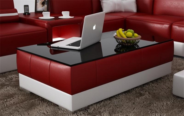 Stolní design obývacího pokoje ze skleněného kůže se skleněným povrchem a čalouněním.