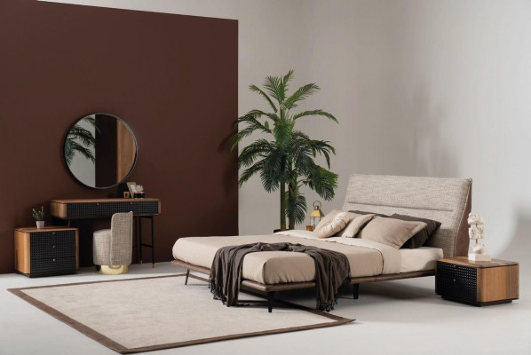 Italská ložnice postel 2x noční stolek 3dílný luxusní moderní styl.