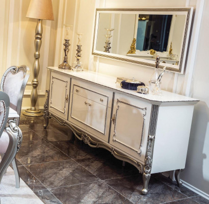 Sideboard Bílý Stříbrný Kredenc Konzoly Komoda Italský Styl 2ks Zrcadlo