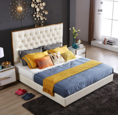 Bílá postel Chesterfield Velká Ložnice Nábytek Designové postele Nové