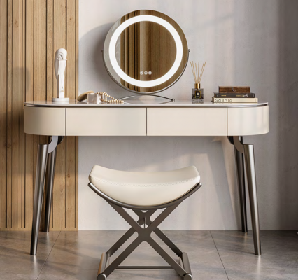 Béžový kosmetický stůl Designer ložnice Nábytek Elegantní toaletní stolek