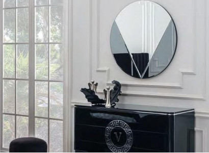 Černý luxusní komoda sideboard s nerezovými nohami nový nábytek do ložnice