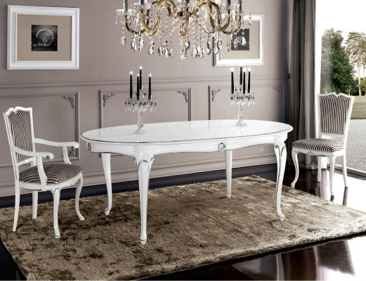 Klasické židle, židle designéra, dřevěná židle, jídelní židle, luxusní dřevěný nábytek, nový nábytek.