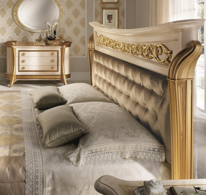 Postel 2x noční stolek Design klasická ložnice 3dílná sada luxusních postelí nábytku