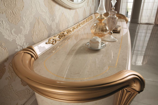 Design nábytek Barokního stylu Komoda Skříň Beige Luxusní dřevo Italský nábytek Nový