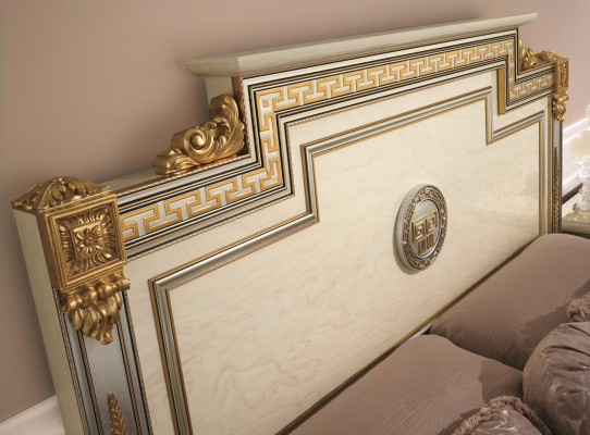 Italský nábytek postel postele dřevěná postel masiv dvojlůžko Nový arredoclassic