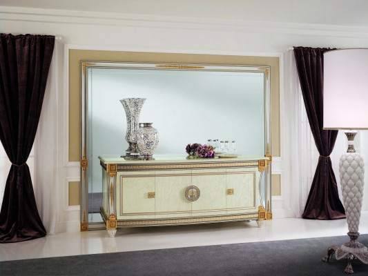 Komoda Sideboard Dřevěná skříň Italský design luxusní nábytek Nový