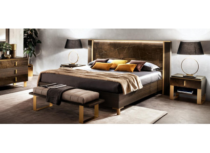Postel Polštář Klasická manželská postel Dřevo 180x200cm Hotelové postele Ložnice Nové