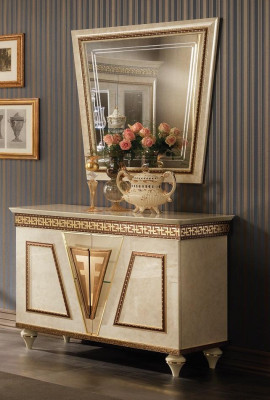 Klasická barokní antiková komoda sideboard komody dřevěná skříň jídelní stůl
