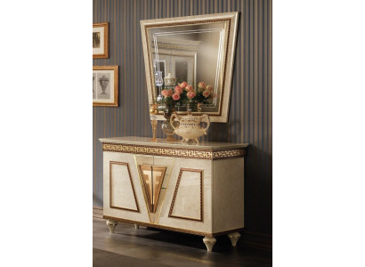 Klasická barokní antiková komoda sideboard komody dřevěná skříň jídelní stůl
