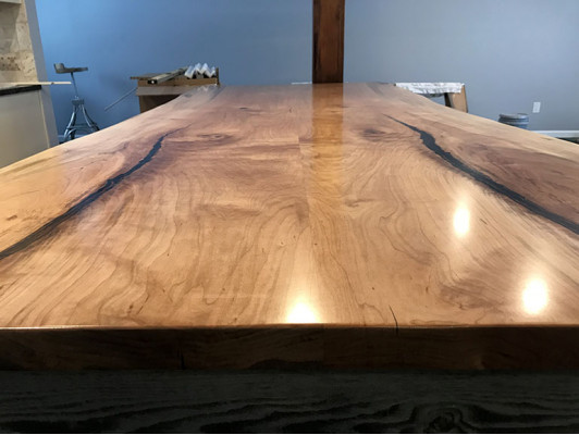 Jídelní stůl s epoxidovou pryskyřicí, skutečné dřevo, masivní nábytek, vodopádový epoxidový stůl 240x100cm.