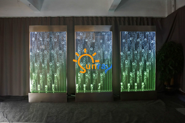 Panel s bublinami LED New Water Wall Designer Illuminated Water Wall