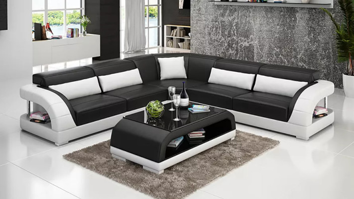 Kůží obalovaná pohovka v obývacím pokoji, křeslo, rohová pohovka, designové pohovky, kůží potažený nábytek.