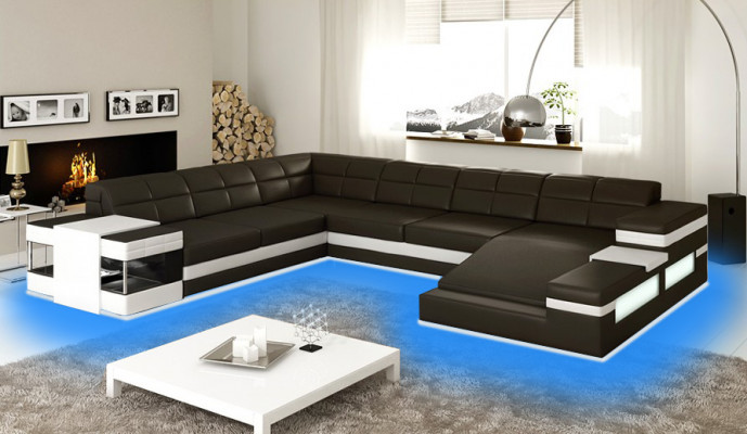 Designerská pohovka s USB a LED osvětlením pro obývací pokoj s rohovou pohovkou a potahem.
