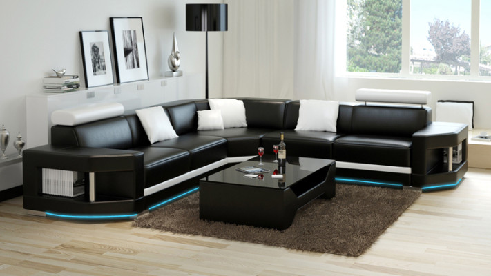 Exkluzivní designová pohovka pro maximální pohodlí a nadčasovou eleganci.