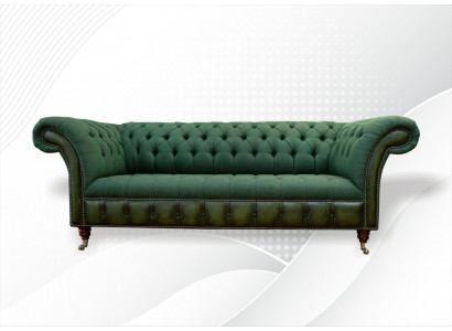 Chesterfield 3místná tmavě zelená obývací stolová část designu.