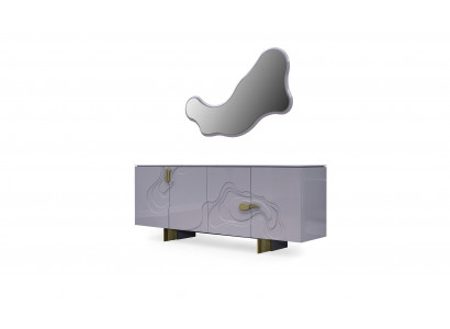 Výkladkový nábytek Sideboard s unikátní růžovou dřevěnou skříní a zrcadlem do jídelny.